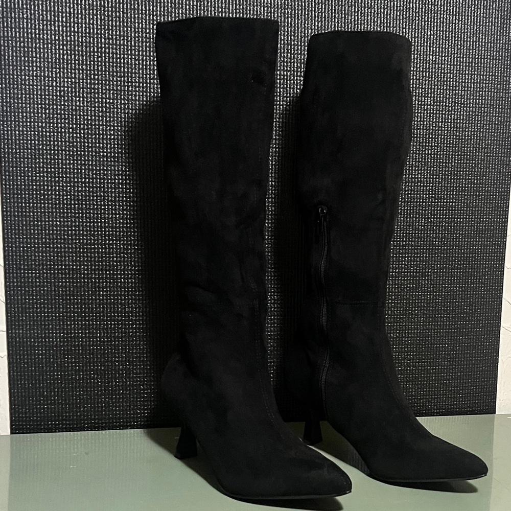 Nasty Gal Black Heeled Knee-High Suede Boots